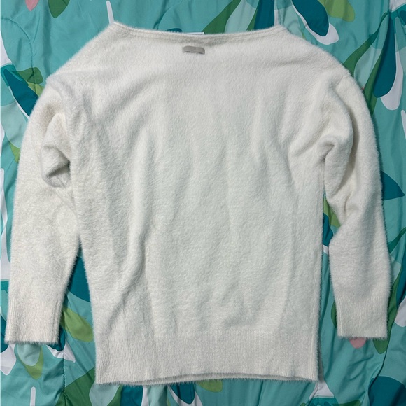 Gymshark Whitney Oversized Eyelash Knit Sweater in Skylight White, size Small - Picture 5 of 5